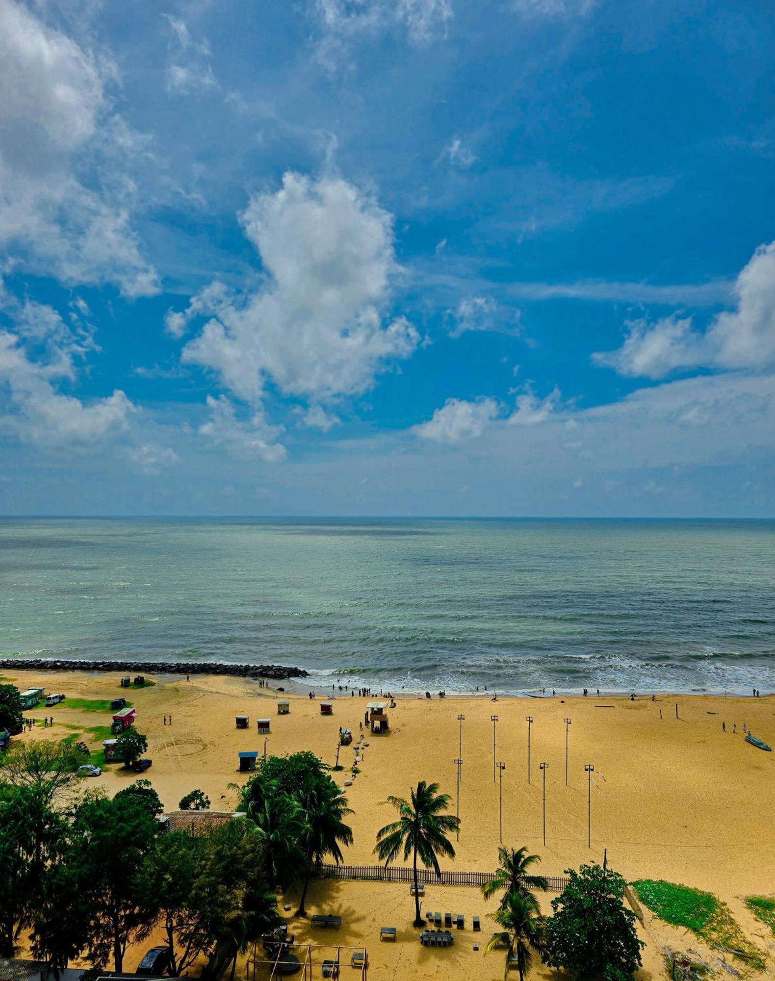 - The Breeze By Glorious Holidays *