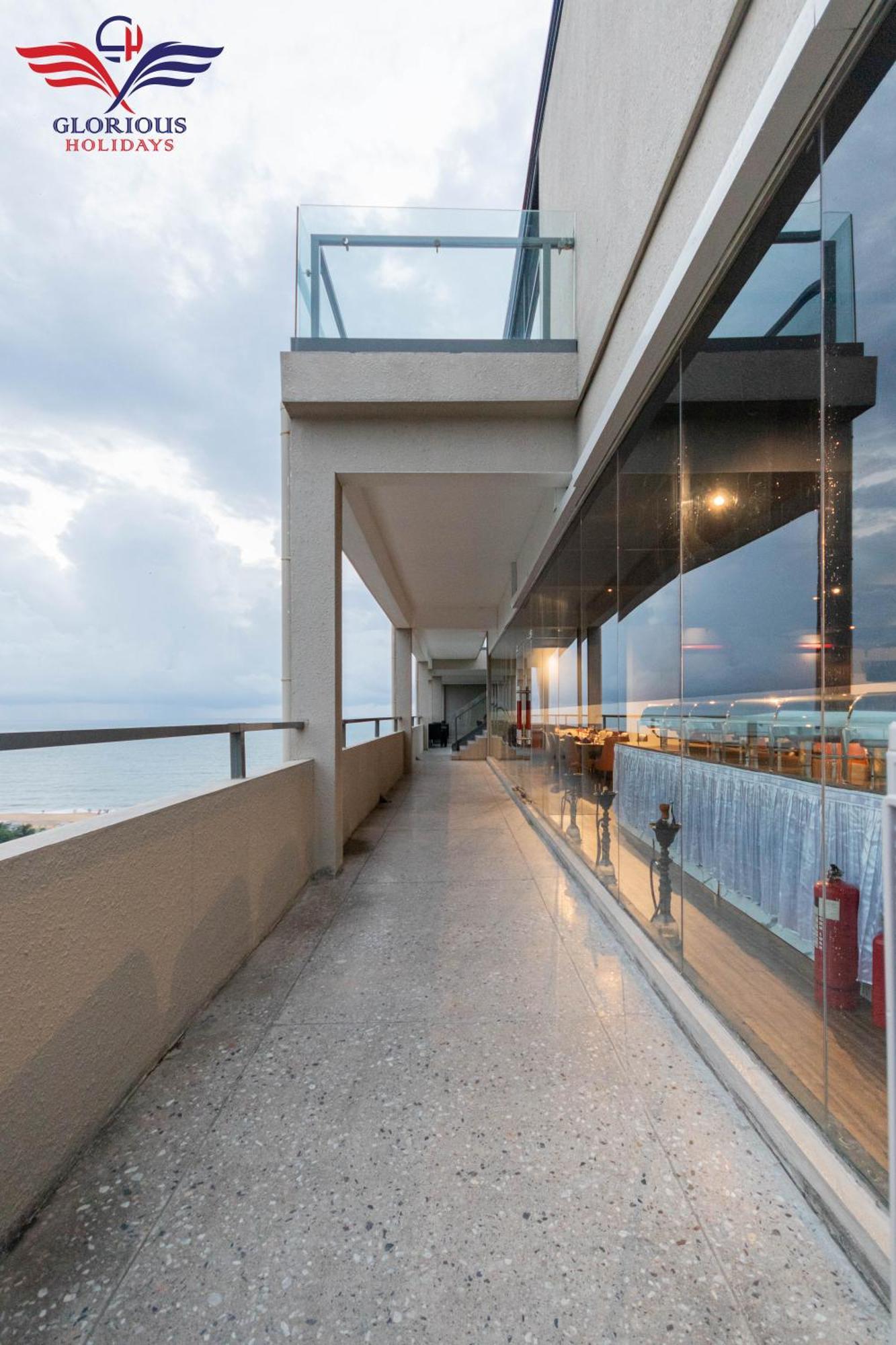 - The Breeze By Glorious Holidays Negombo