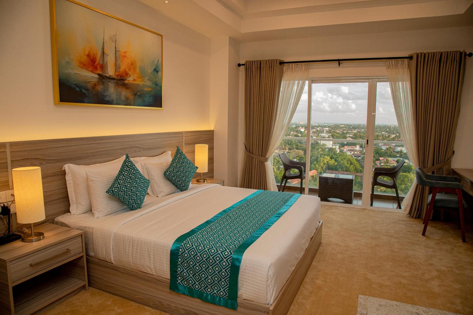 - The Breeze By Glorious Holidays Negombo